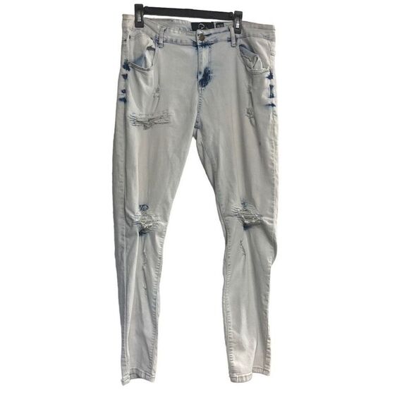 RPM Men’s Distressed Jeans Size. 38/32 Hand Measures Smaller Blue - Picture 1 of 9